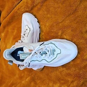 Sorel Womens Kinetic Breakthru Daay Lace Sneaker